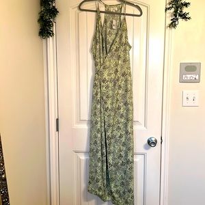 NWT LOU & GREY MAXI DRESS SIZE MEDIUM